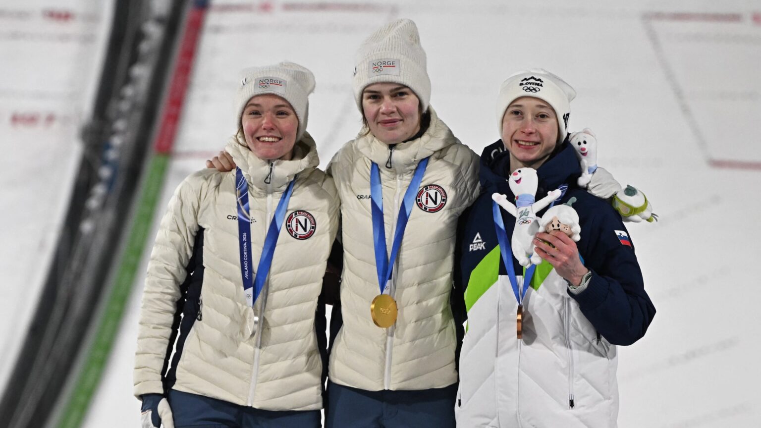 Norway goes 1-2, pushing Slovenian Prevc to bronze in women's large hill ski jumping