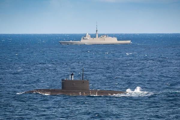 According to Admiral Vaujour, the French Navy is making life difficult for Russian submarines - Military Zone