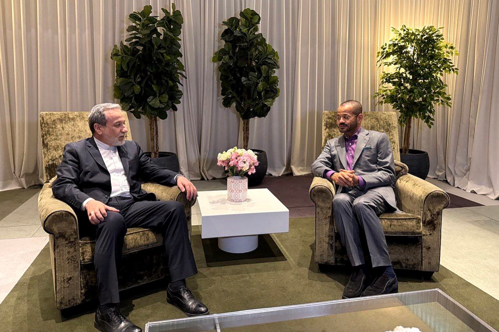 U.S., Iran Hold Indirect Nuclear Talks in Geneva Amid Trump's Military Buildup