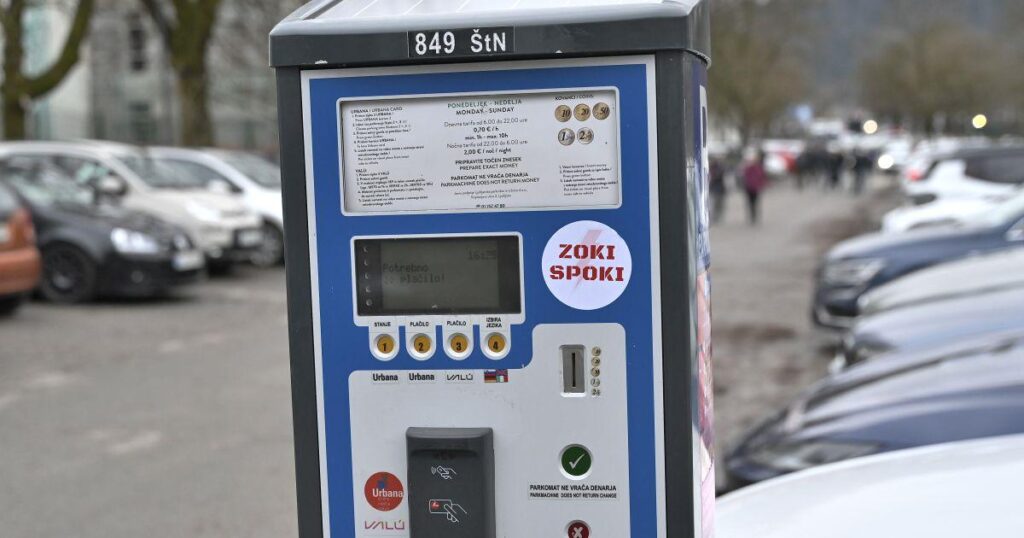 Three parking meters were blown up at night in Štepanjské naselje (Photo)