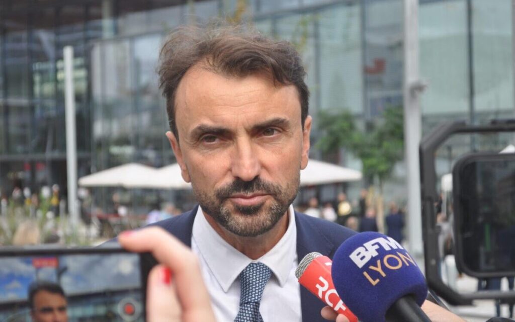 Accused of having given access to the video surveillance of the City of Lyon to the Young Guard, Grégory Doucet files a complaint - Lyon Capitale
