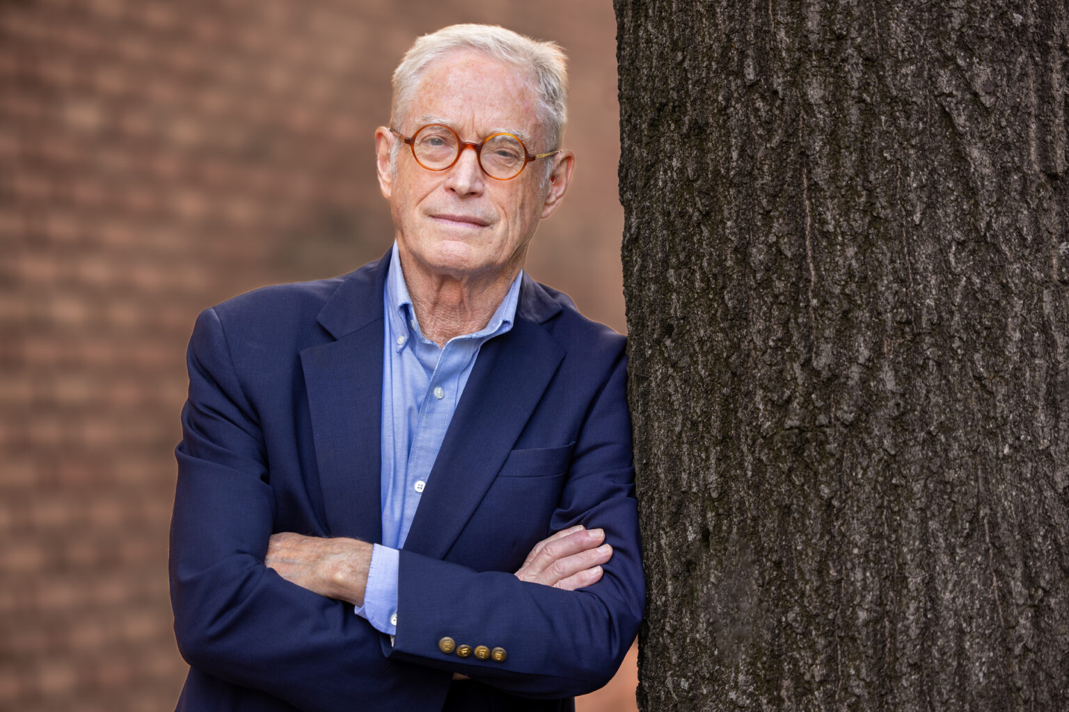 Whitcomb: The Great Northwest; Power Push; Gubernatorial Specifics Wanted; Snowy Politics Whitcomb: The Great Northwest; Power Push; Gubernatorial Specifics Wanted; Snowy Politics