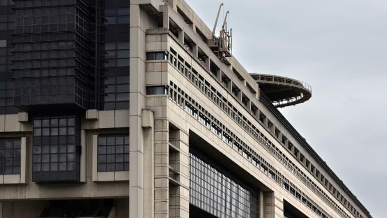 There would not be 13,000 but 50,000 wealthy households evading tax: after "a quick statistical calculation", former minister Eric Lombard revises their number upwards