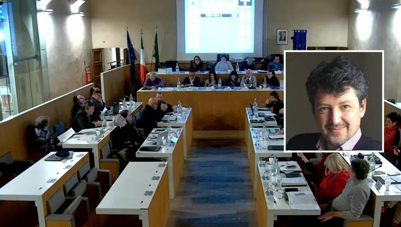 "Women's right to vote is an attack on the family unit": Formigine, shocking words from a centre-right councilor