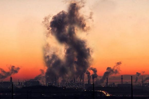 Climate emergency ignored as banks double down on coal and gas