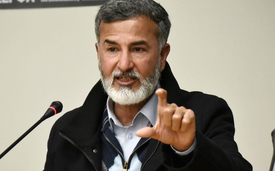 Greece reportedly moves to revoke asylum of Pakistani community leader