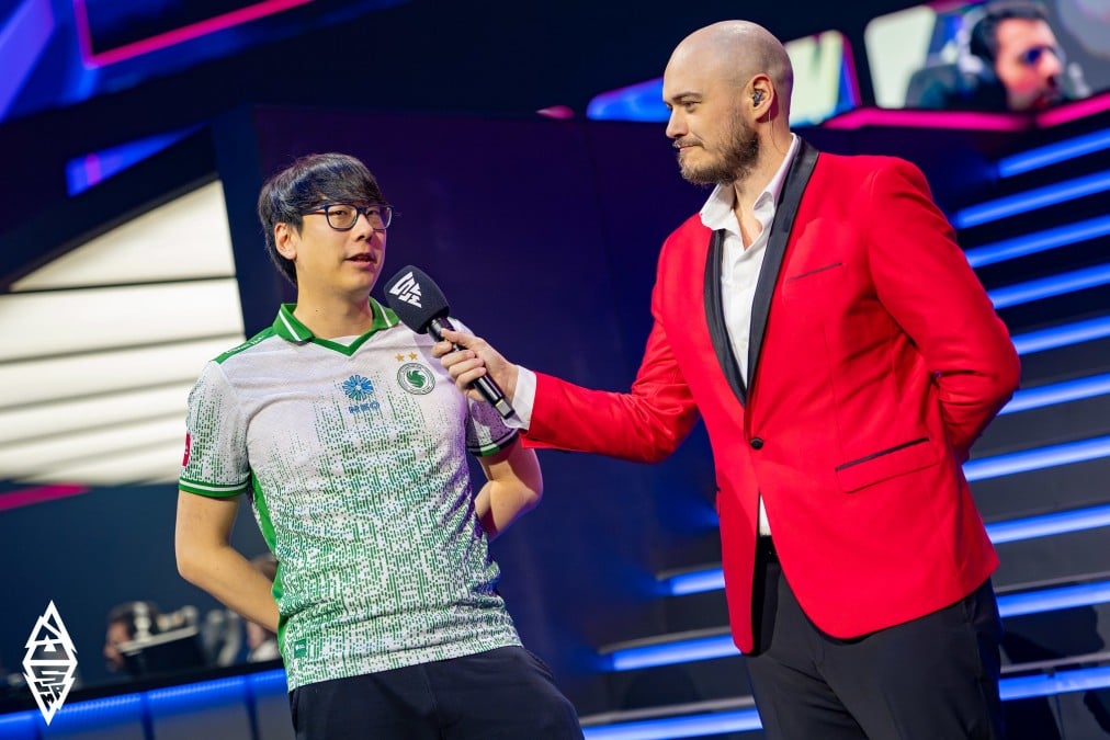 Aui_2000 BLAST Slam 4