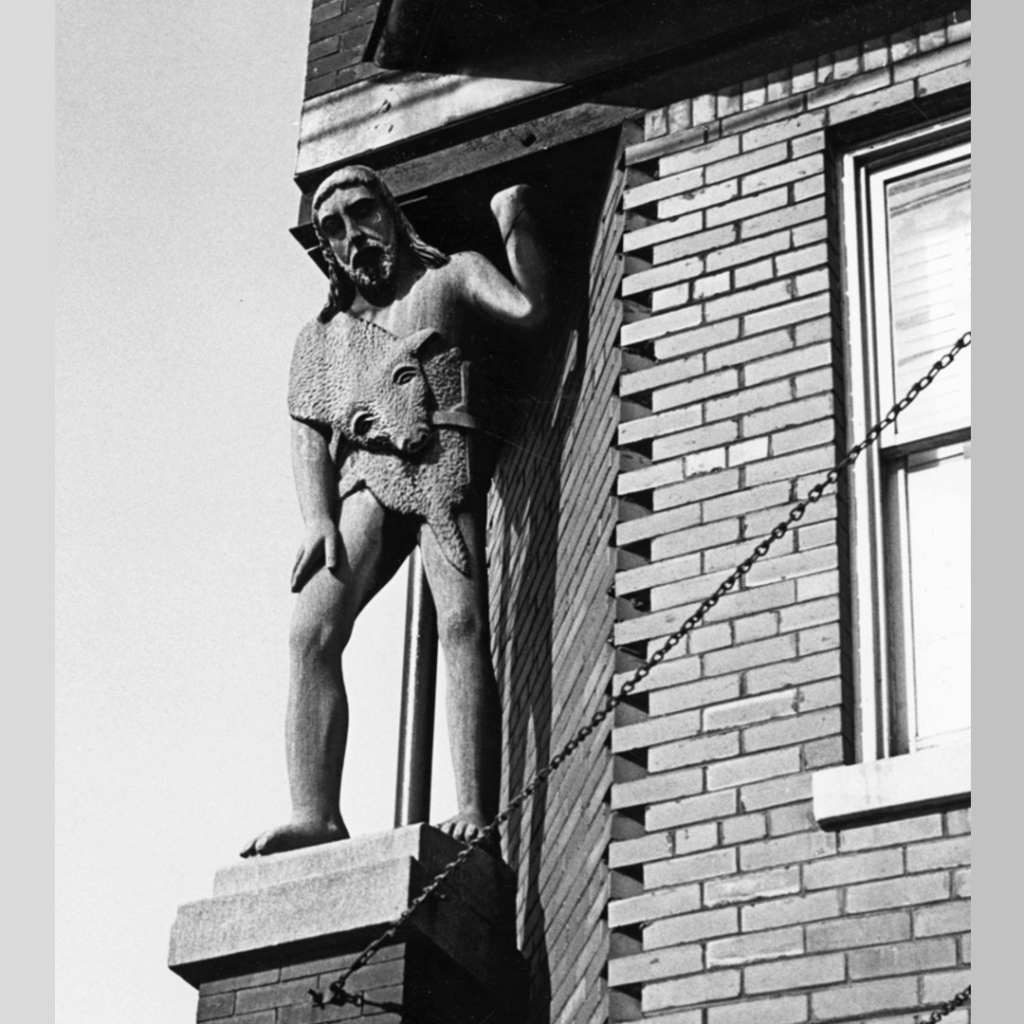 Extremely random: can anyone identify this German-inspired statue in Chicago?