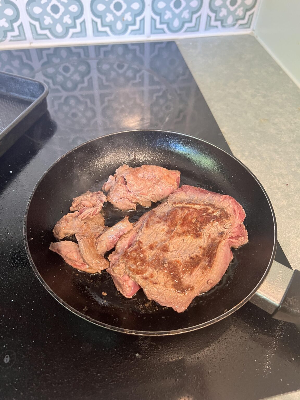 Does Woolies use meat glue?