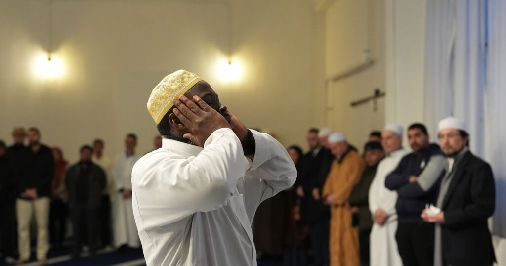 Catholic Italy's Olympic host cities offer different access for Muslims to observe Ramadan :: WRAL.com