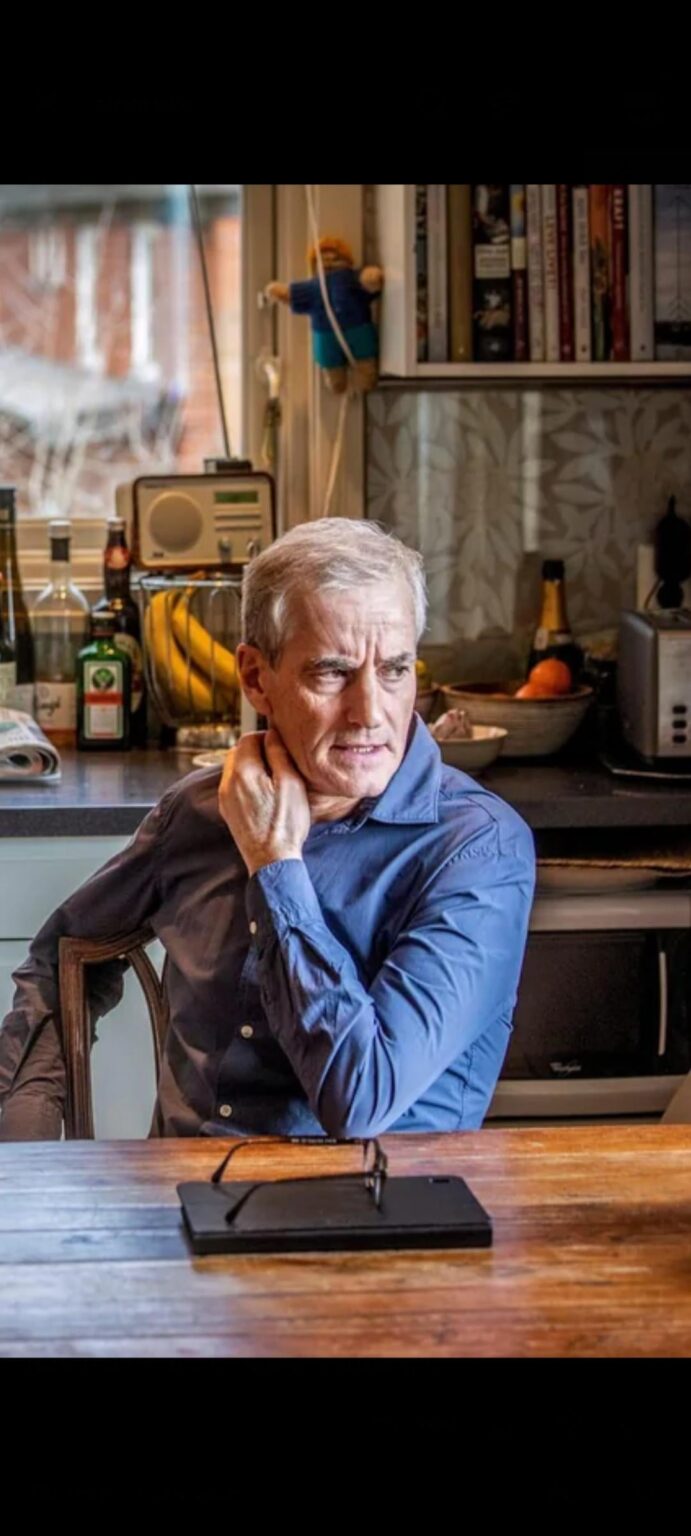 Prime Minister Støre with unprecedented criticism of Crown Princess Mette Marits relationship with Epstein.