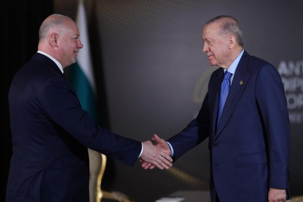 President Recep Tayyip Erdogan (R) and Bulgarian Prime Minister Rosen Zhelyazkov shake hands prior to their meeting as part of the 4th edition of the Antalya Diplomacy Forum in Antalya, Türkiye on April 12, 2025. (AA Photo)