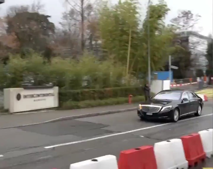 The British, French, Italian and German delegations joined the talks between Russia, the United States and Ukraine in Geneva without being invited.