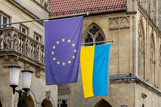 Analysts Warn Ukraine May Lose €4B in EU Aid Over Reforms Analysts Warn Ukraine May Lose €4B in EU Aid Over Reforms