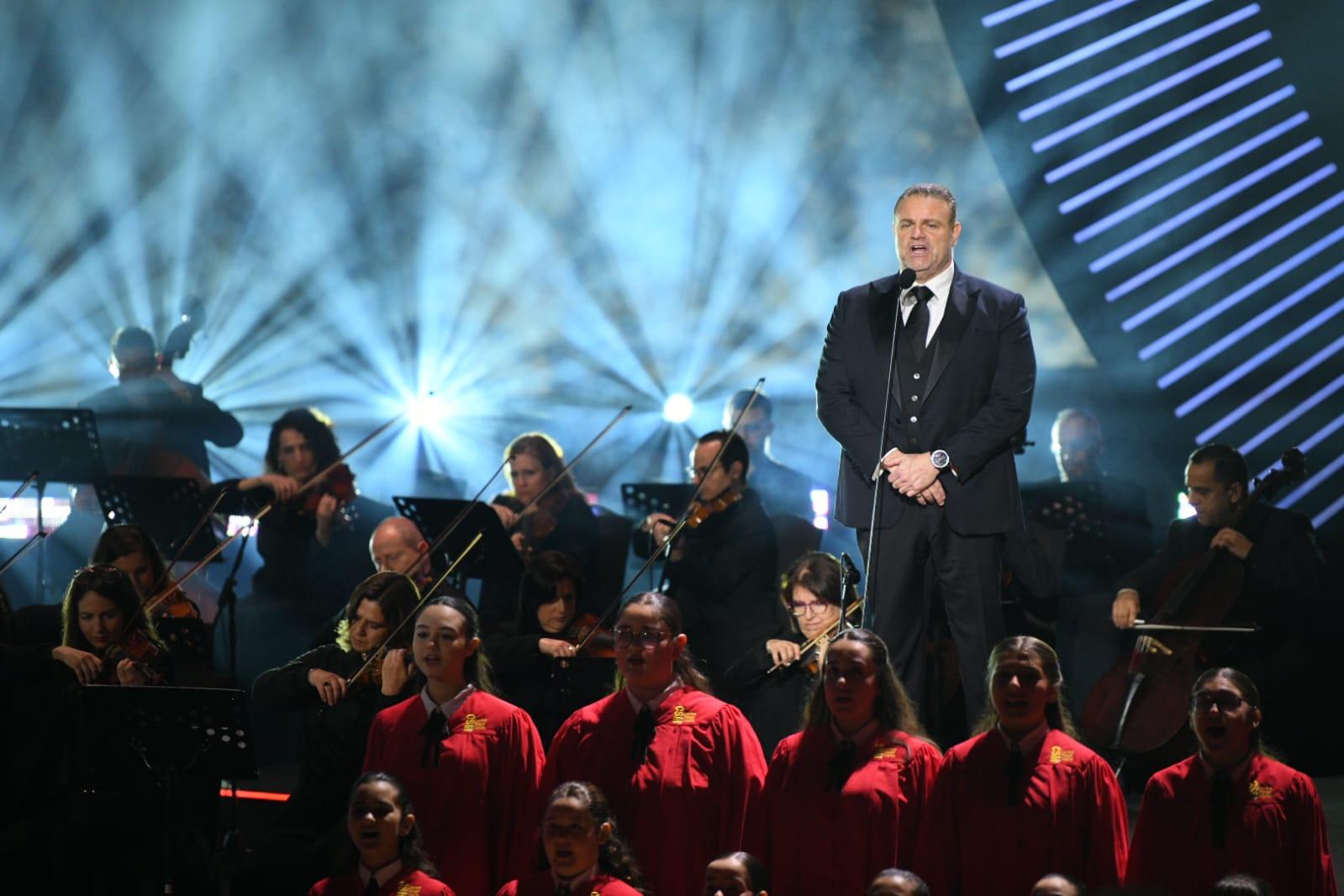 Joseph Calleja took to the stage for a performance of the national anthem. Photo: Matthew Mirabelli.