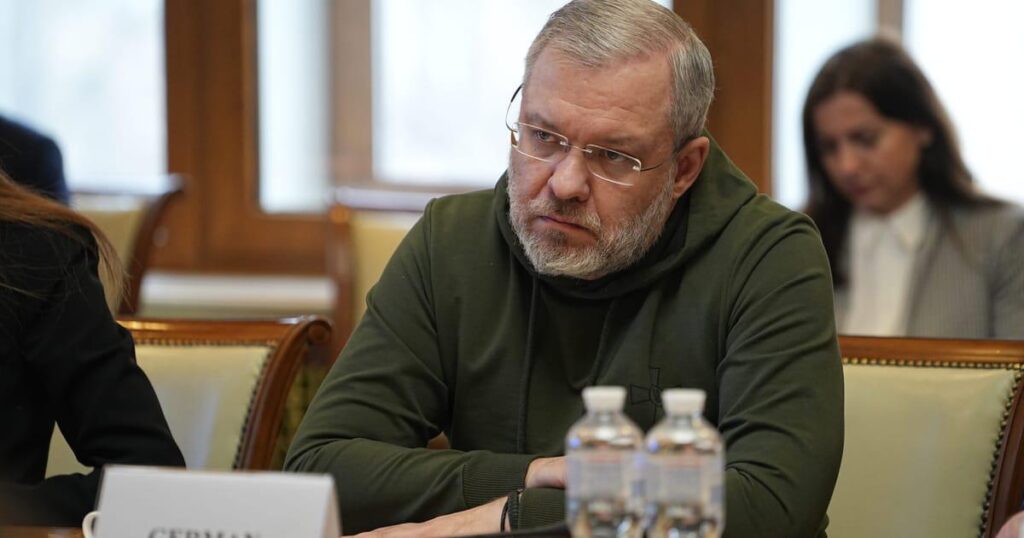 Ukraine’s ex-energy minister charged with corruption after attempt to flee
