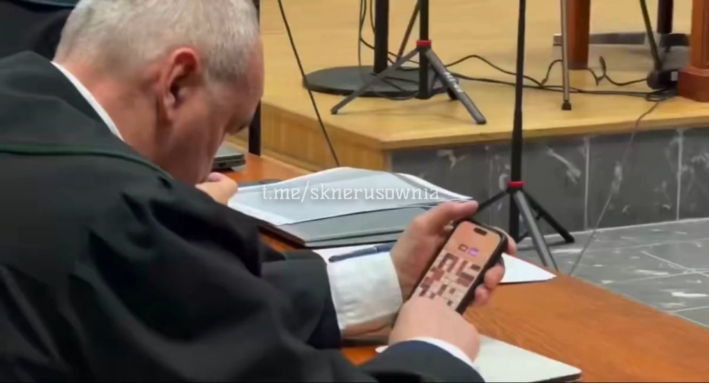 One of the accusers was so bored that he played a game on his phone