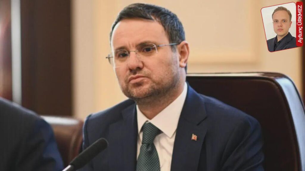 The Minister of Justice considers working as a lawyer a crime