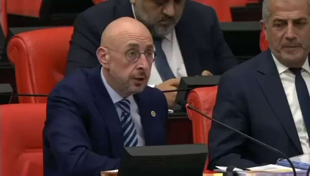 İyi Party Group Deputy Chairman Uğur Poyraz: "Would there be a crisis for 8 years? This is called politics. An economic system that consciously makes society poor, impoverishes and leads to corruption."