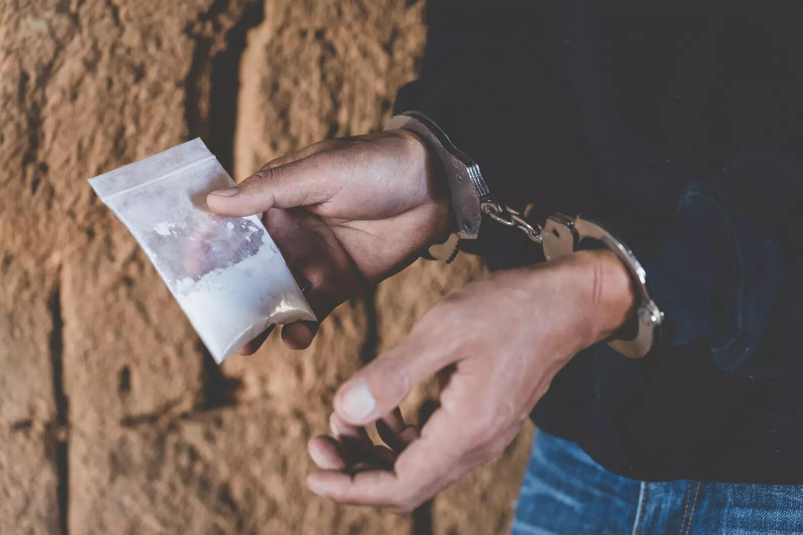 Drug Rings Busted: Türkiye’s Nationwide Sweep Leads to Hundreds of Detentions