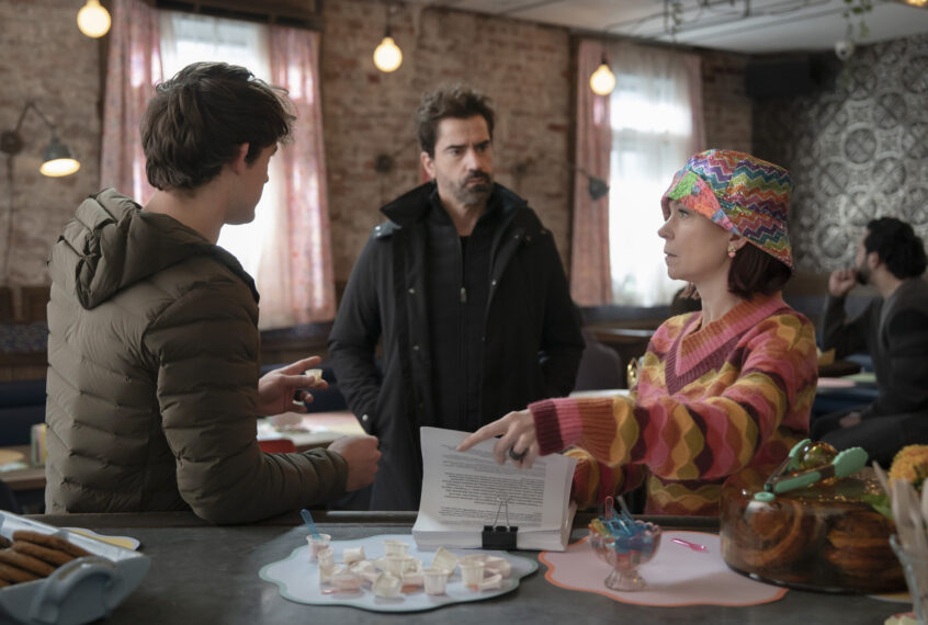 Carrie Preston and Hamish Linklater in 'Elsbeth' Season 3 Episode 11