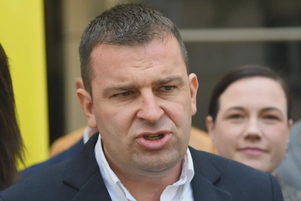 Hrebak threatens to leave the coalition because of Dabra: "Now that's enough!"