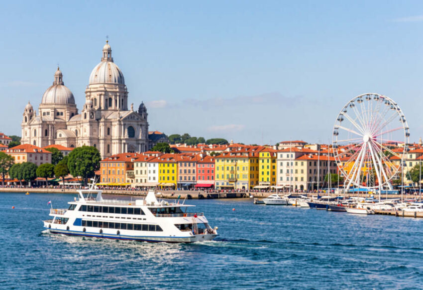 Finland, Croatia
Tourism 