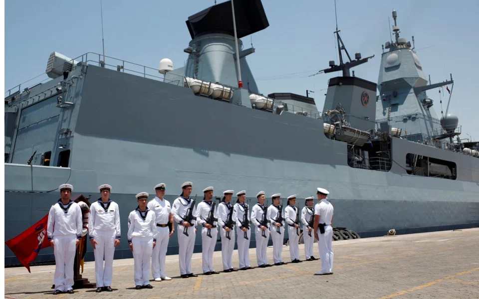 Greek, Romanian Hamburg port workers arrested for trying to sabotage German warships