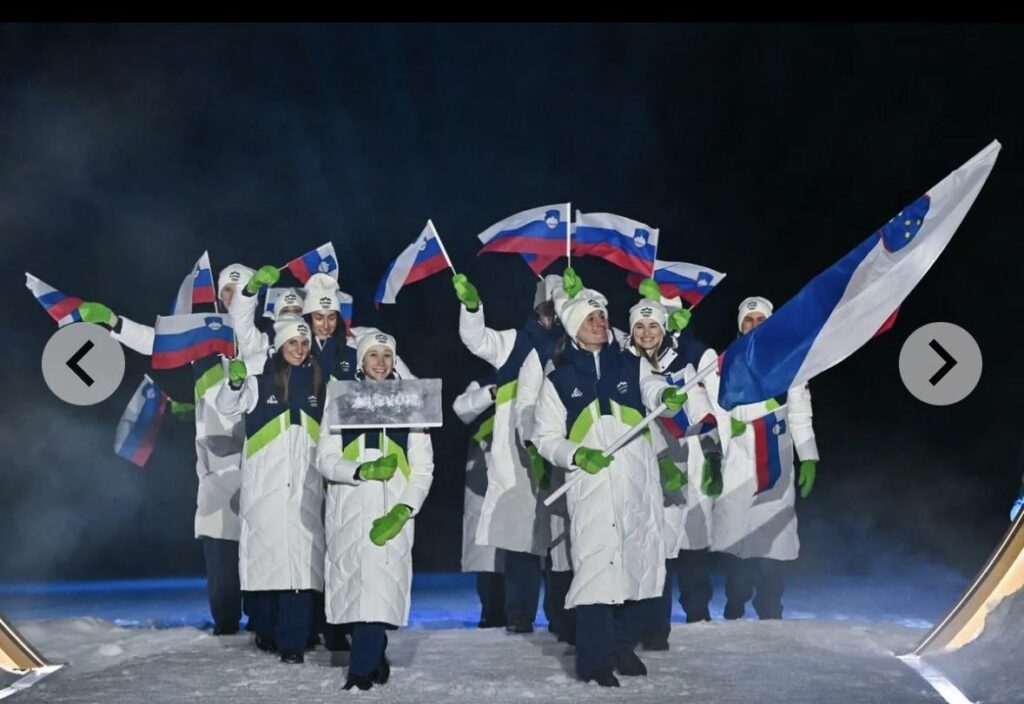 We already have the first medal - for the ugliest dresses