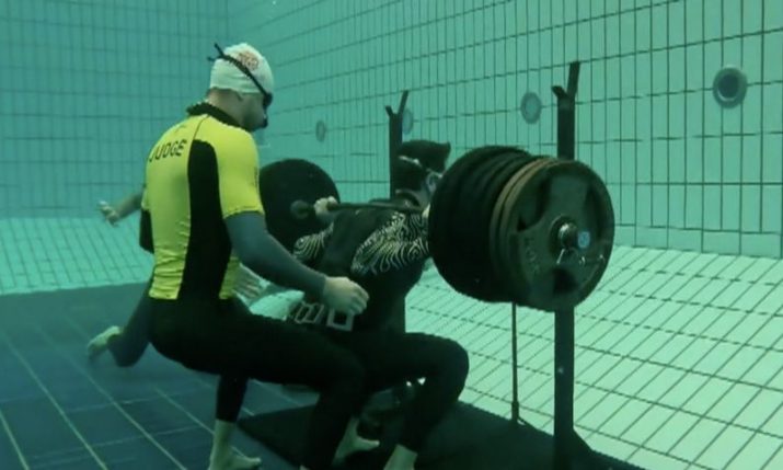 Underwater squats and somersaults: Croatians set new world records