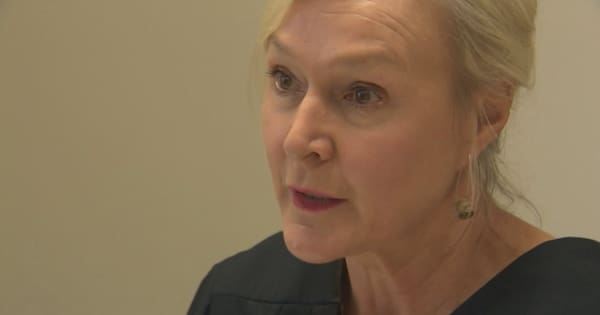 Judge accused of yelling at Peters faces cross-examination