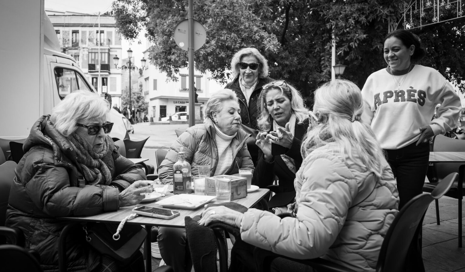 Women in Triana, Seville.