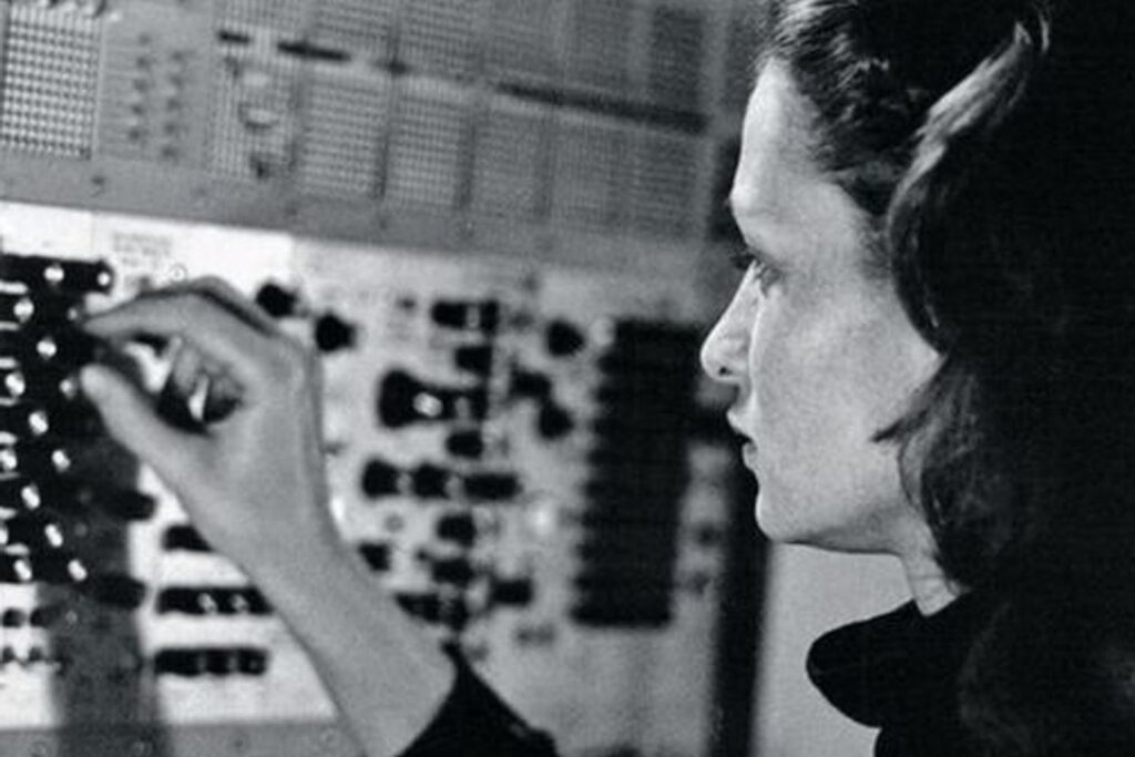 Composer Eliane Radigue, pioneer of electronic music, has died at the age of 94