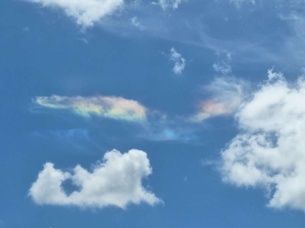 Rainbow cloud above cbd today