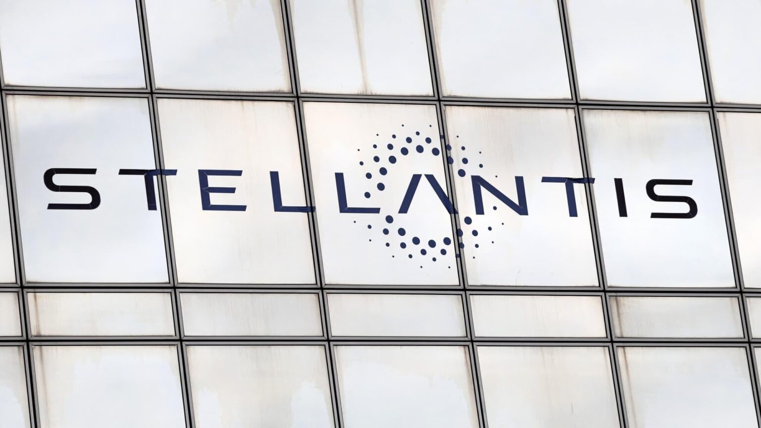 She had been a pioneer of teleworking well before Covid: Stellantis is making a 360 turn and now wants to return to 100% face-to-face