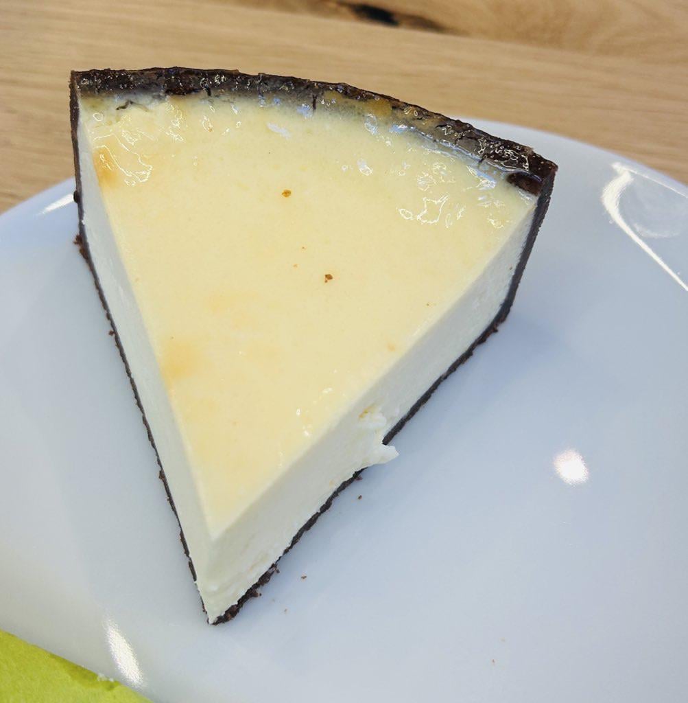 Why does cheesecake in Germany taste SO different (and better?) 🙈