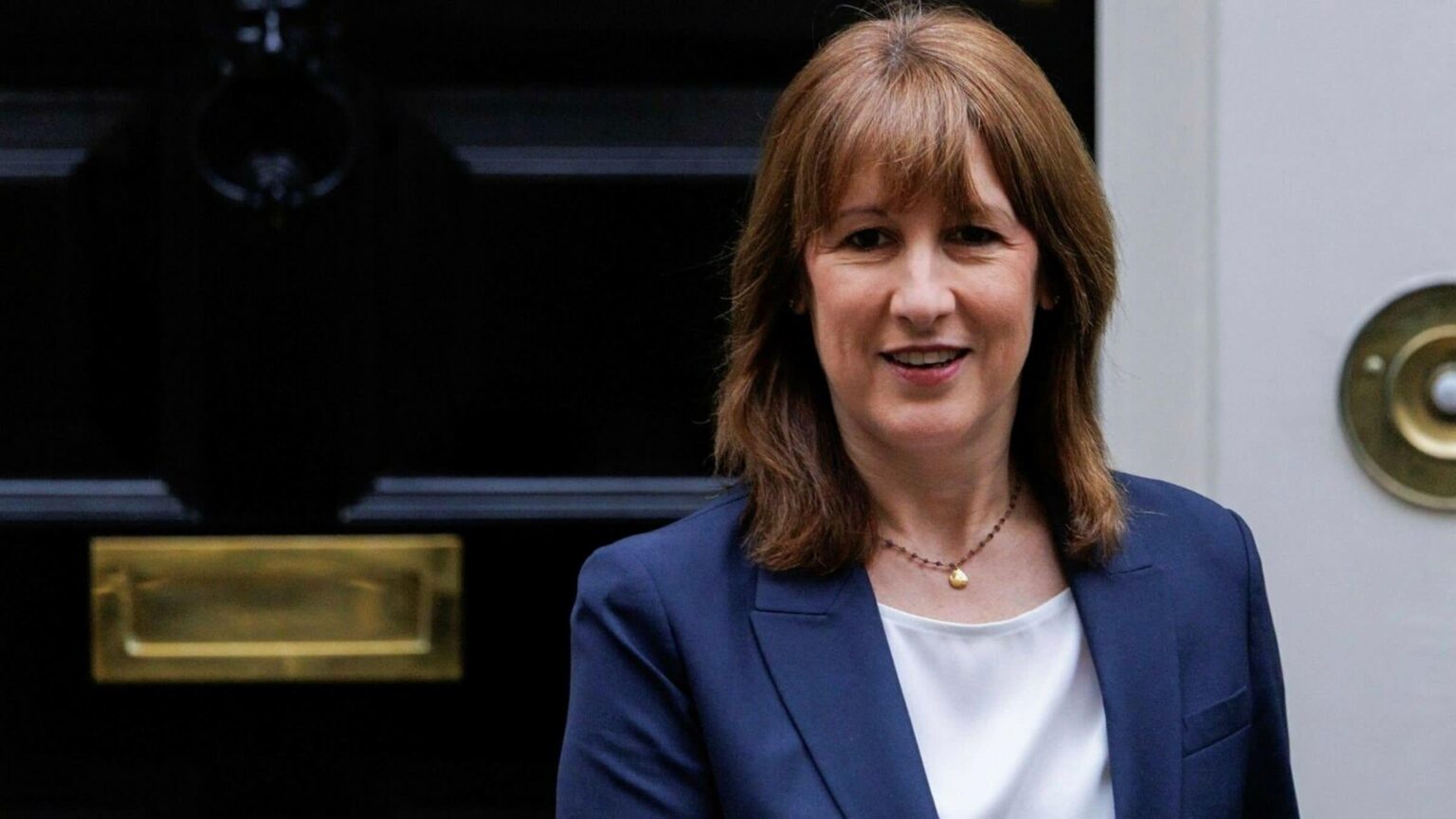 UK government debt sales set to fall for first time in four years