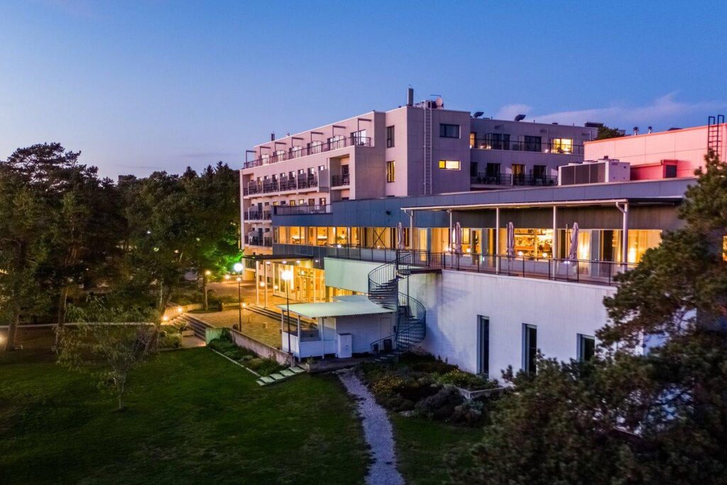 The state sent top managers to a spa to learn crisis management for nearly 160,000 euros