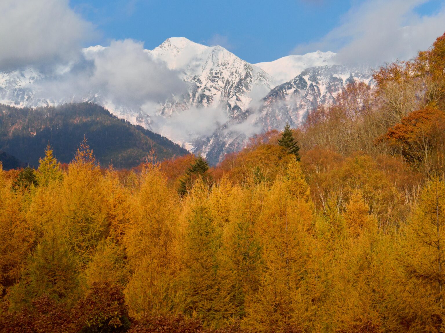 Autumn in the Japanese Alps