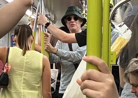 Lucky Local Meets Tom Hanks in North Sydney!