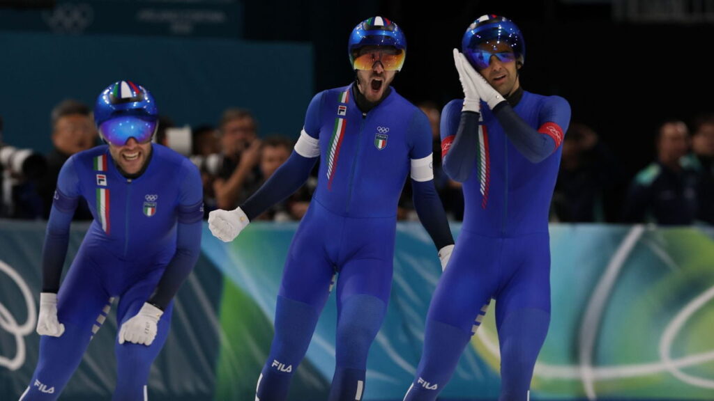 Italy hits U.S. with the Steph Curry celebration