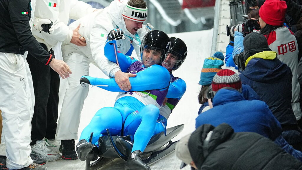 Italy sweeps doubles luge gold with win in men's event