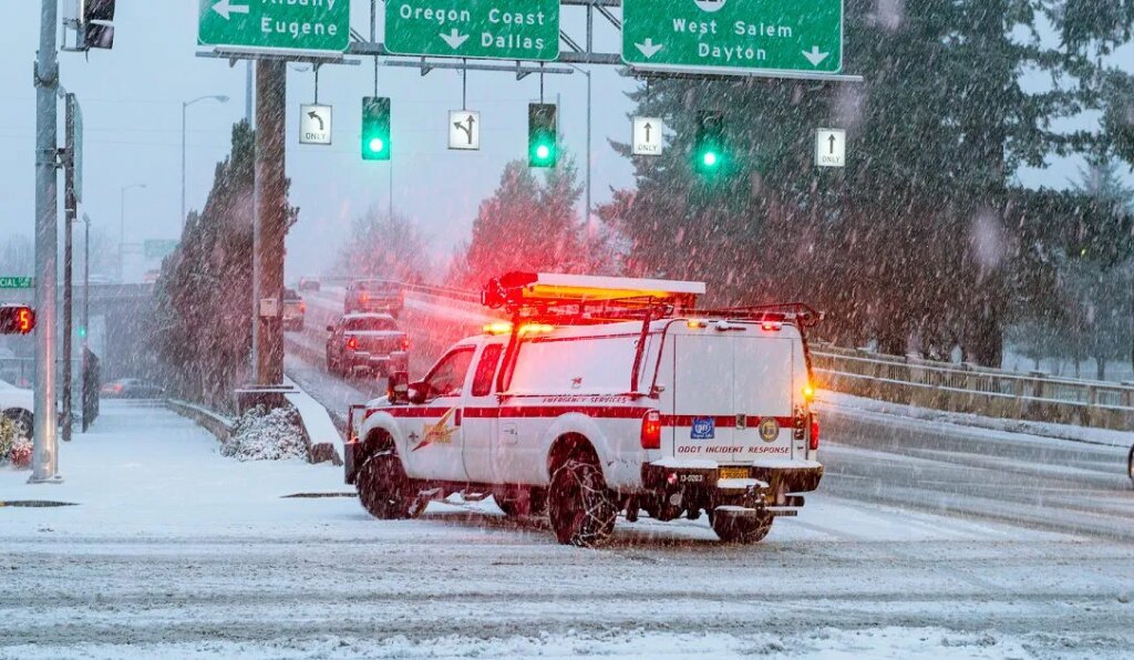 Romanian hacker faces up to 7 years for breaching Oregon emergency management department