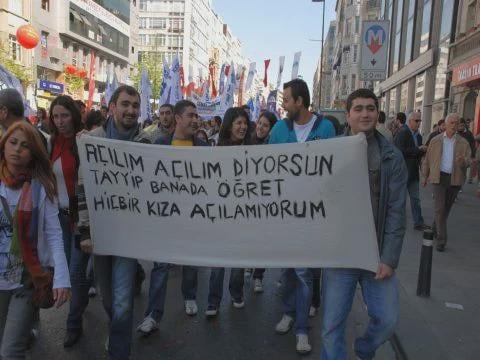 § 2010 Taksim 1 May §