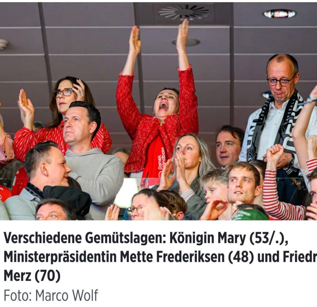 Mary & Mette > Merz