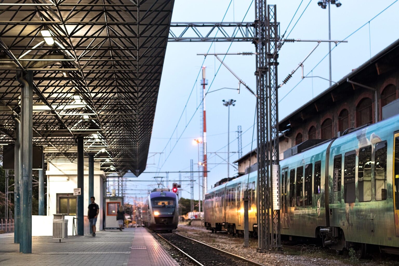 Saturday 28 February: 24-hour rail strike - Metro and Tram stoppages - Stations in the center are closed