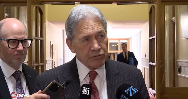Peters rails against 'blind ideology' panic amid talk of Air NZ sale