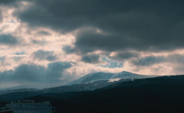 Bulgaria: Cold Front Brings Rain and Strong Winds Across Bulgaria on February 24