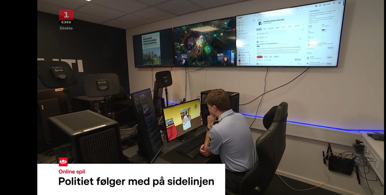The online police have us and Roblox under special surveillance, you can see when the TV newspaper came to visit today in the online nost situation room