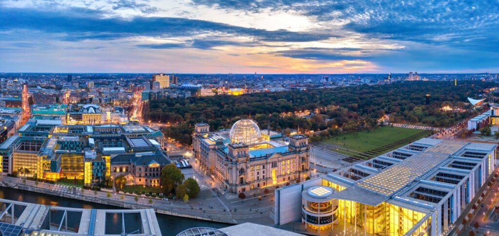 Operation Sovereignty: Bundestag plans to liberate Microsoft & Co.